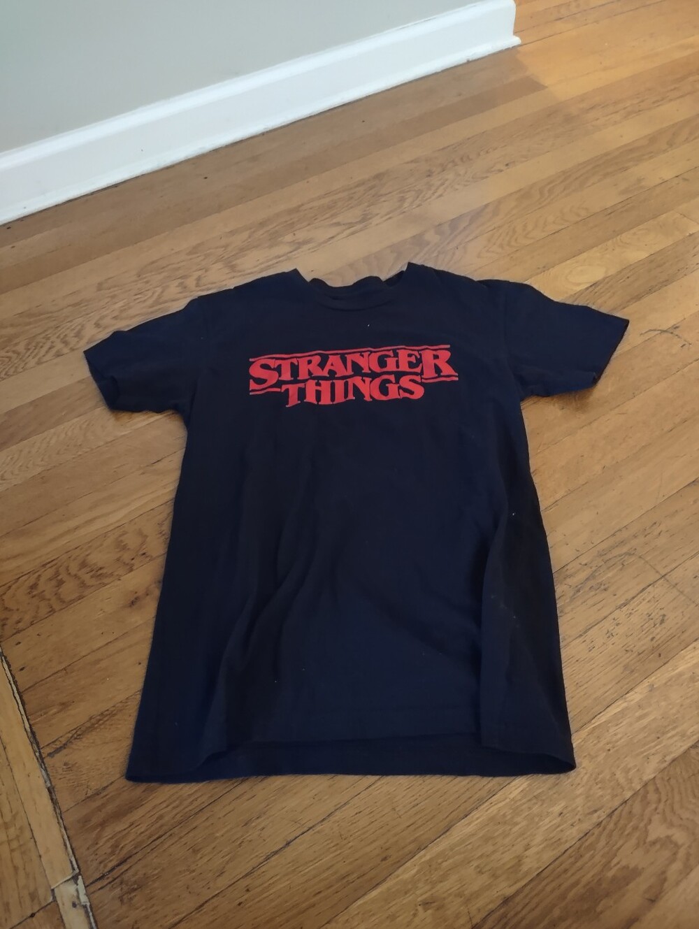 Stranger Things black cotton t-shirt Size XS Netflix